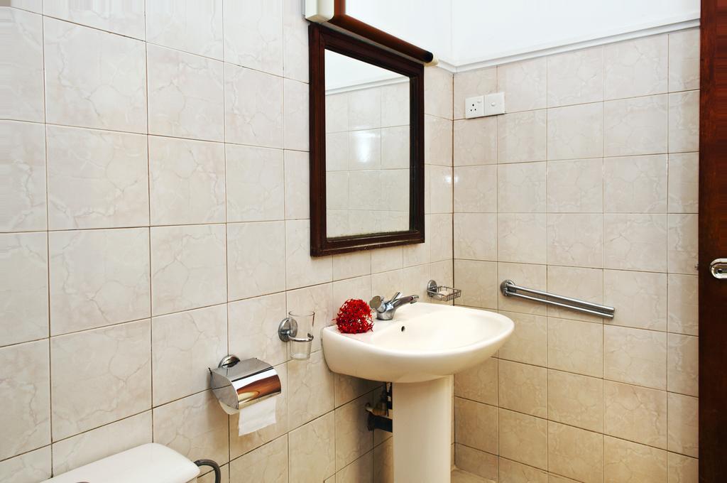 Hotel Sunflower Kataragama Chambre photo