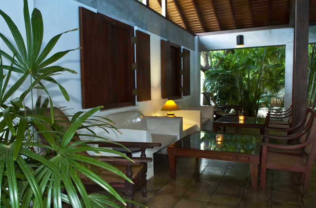 Hotel Sunflower Kataragama Extérieur photo