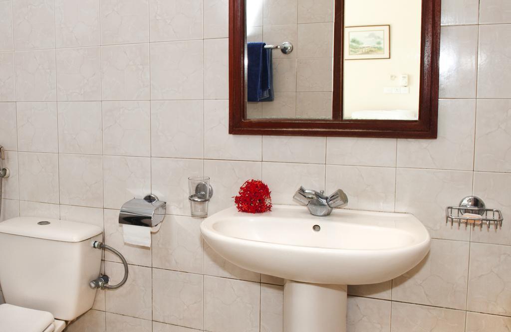 Hotel Sunflower Kataragama Chambre photo